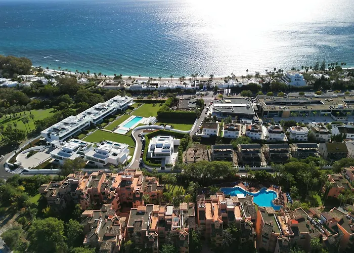 Piso Espacioso En La Milla De Oro De Marbella