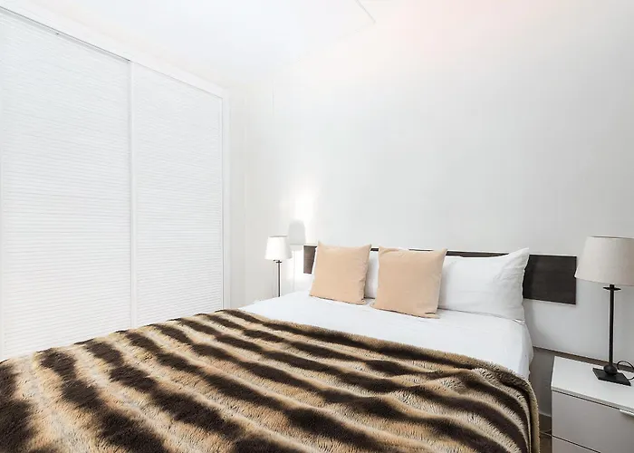 Piso Espacioso En La Milla De Oro De Apartament *