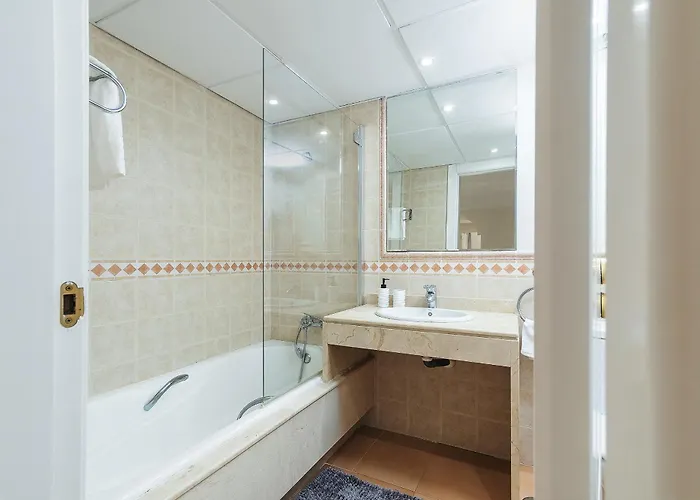 Piso Espacioso En La Milla De Oro De Apartament *