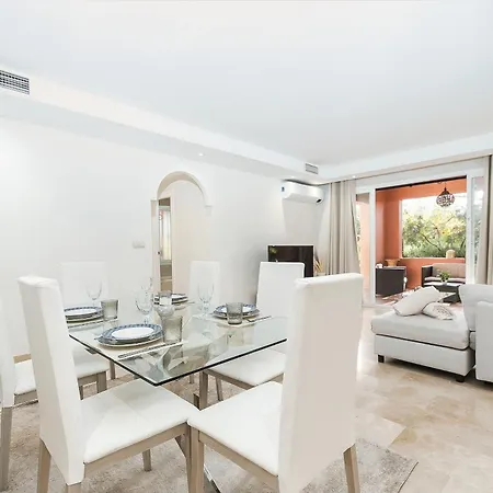 Piso Espacioso En La Milla De Oro De