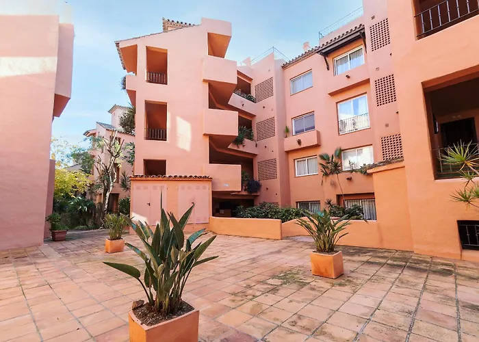 Piso Espacioso En La Milla De Oro De